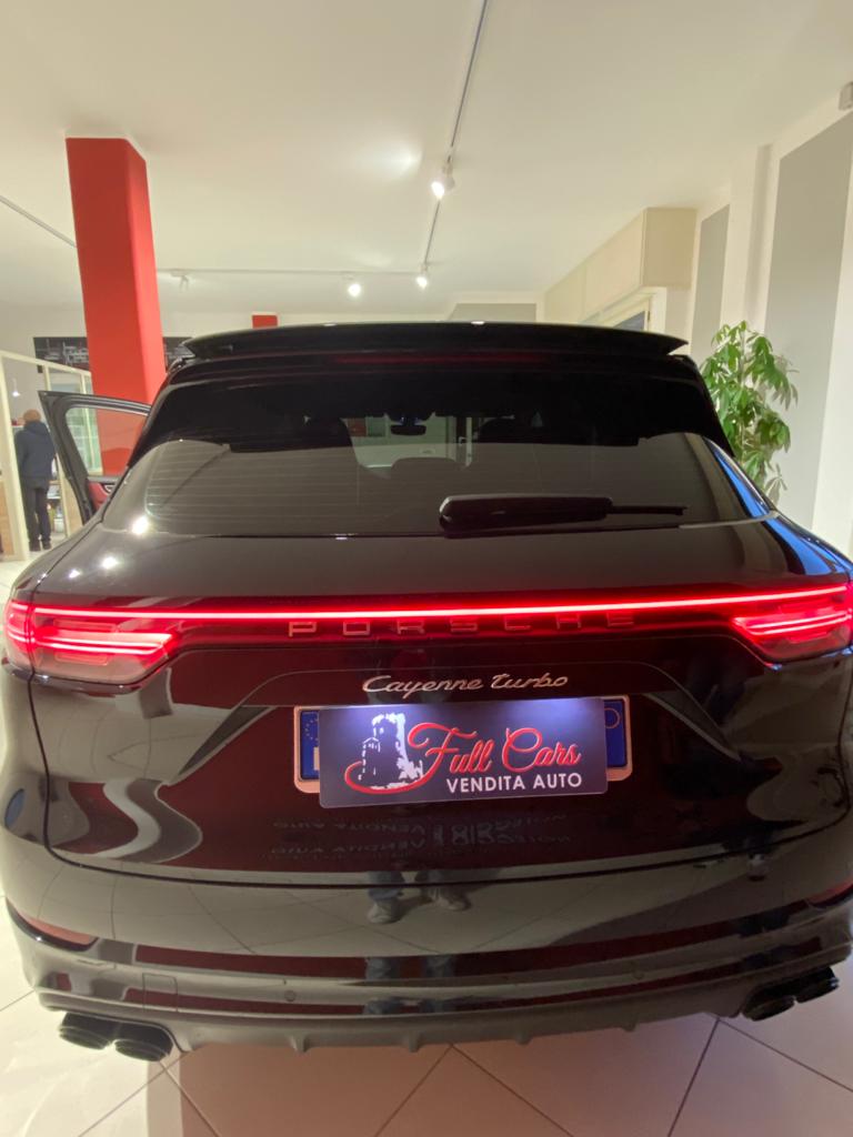 PORSCHE CAYENNE TURBO 4.0