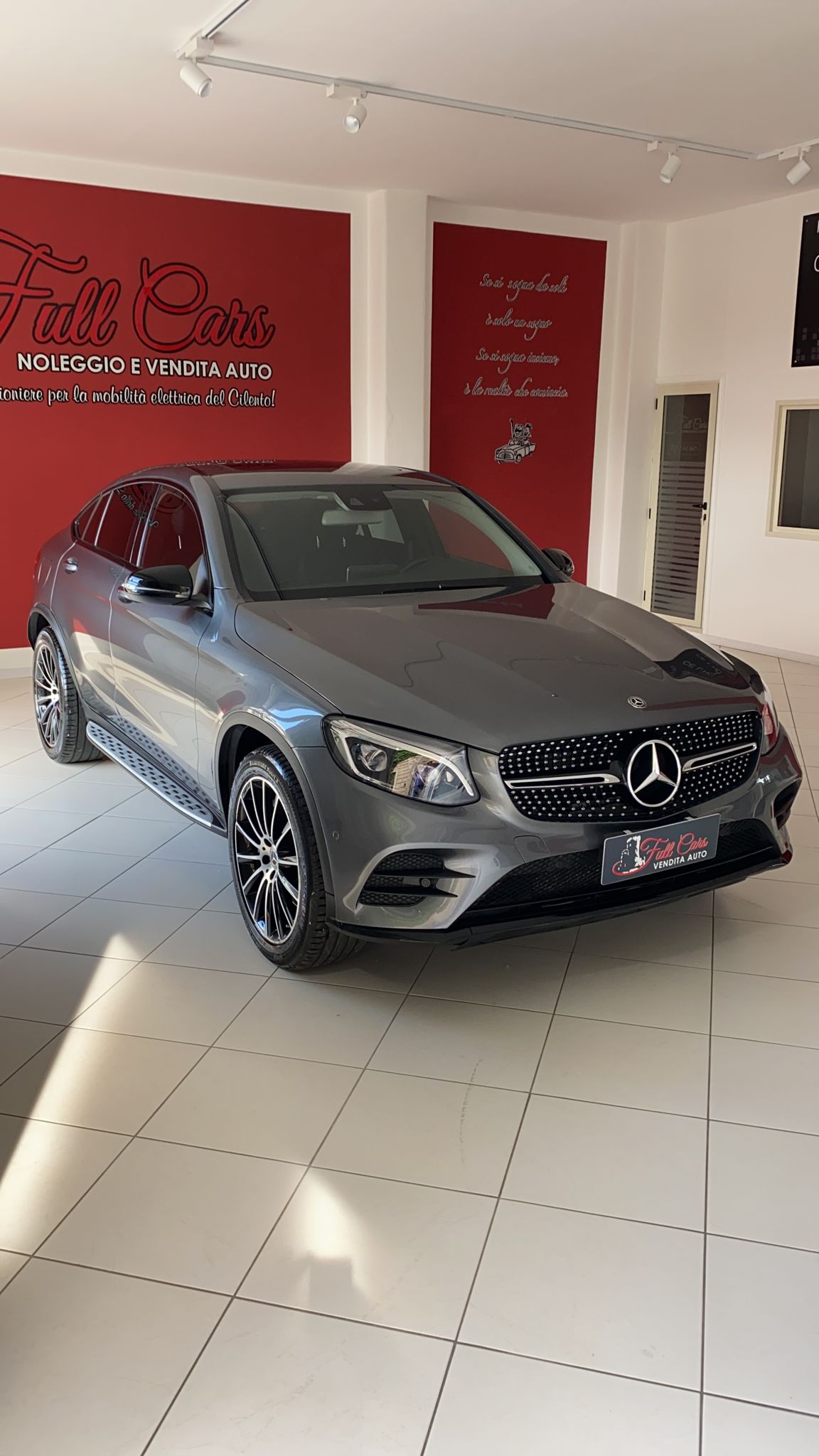MERCEDES GLC