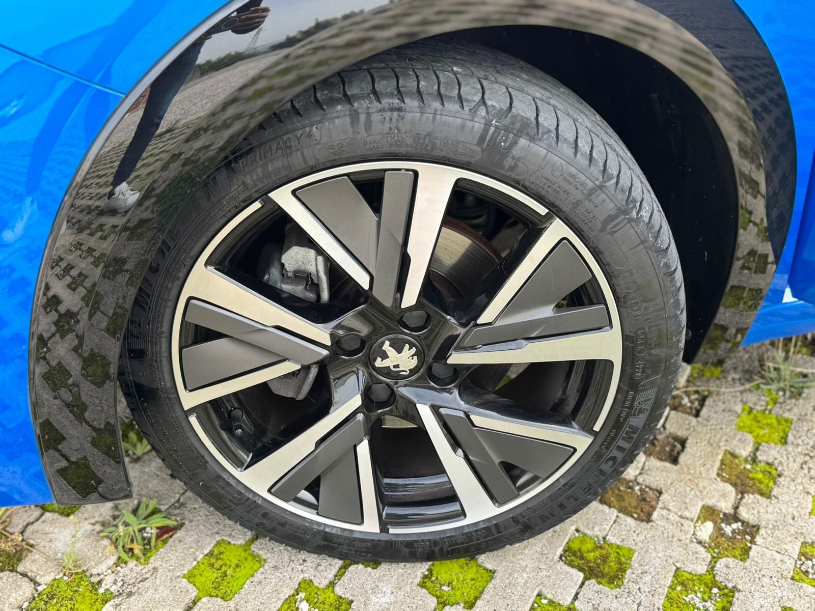 Peugeot 208 Gt Line EAT8