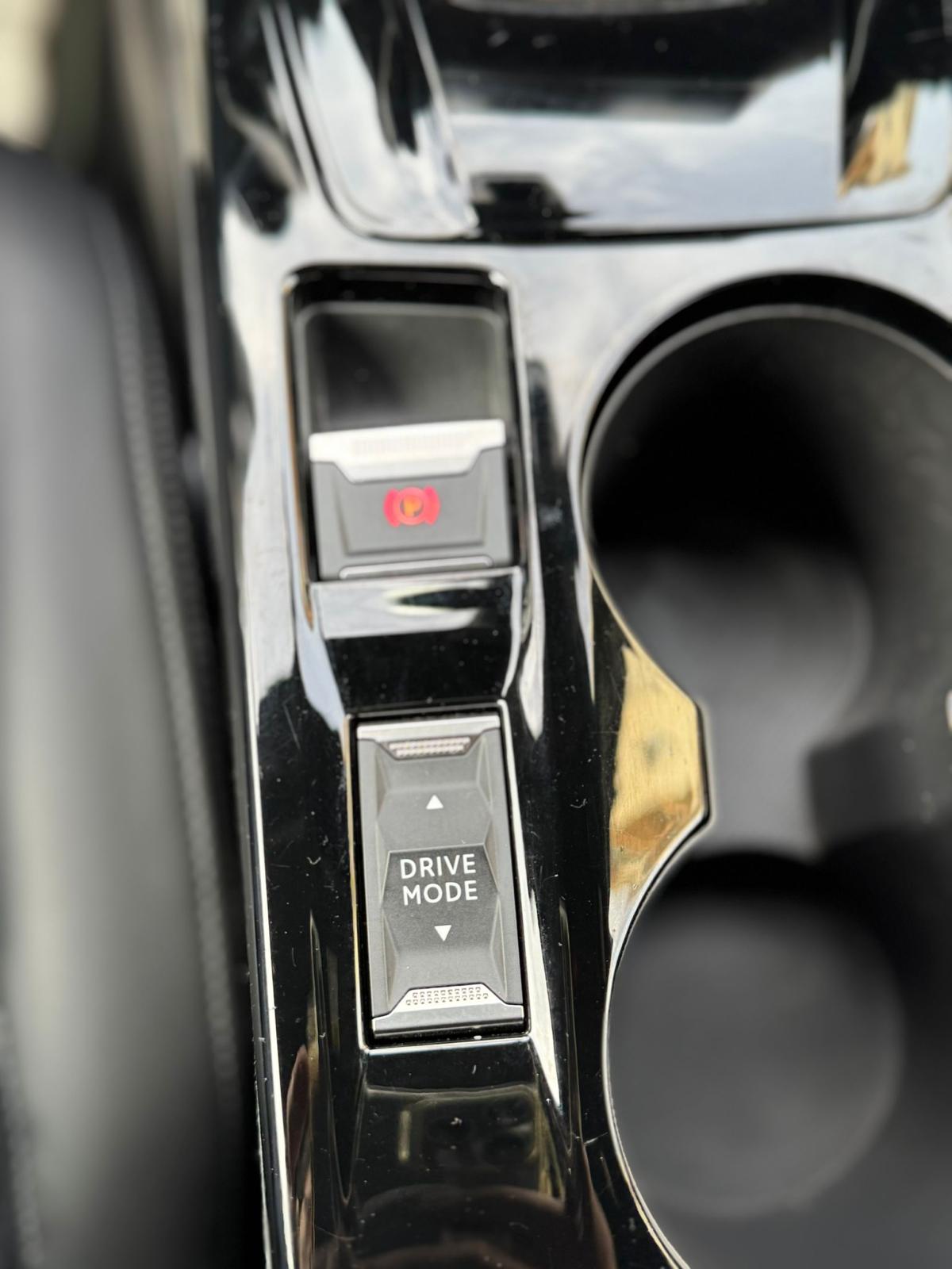 Peugeot 208 Gt Line EAT8