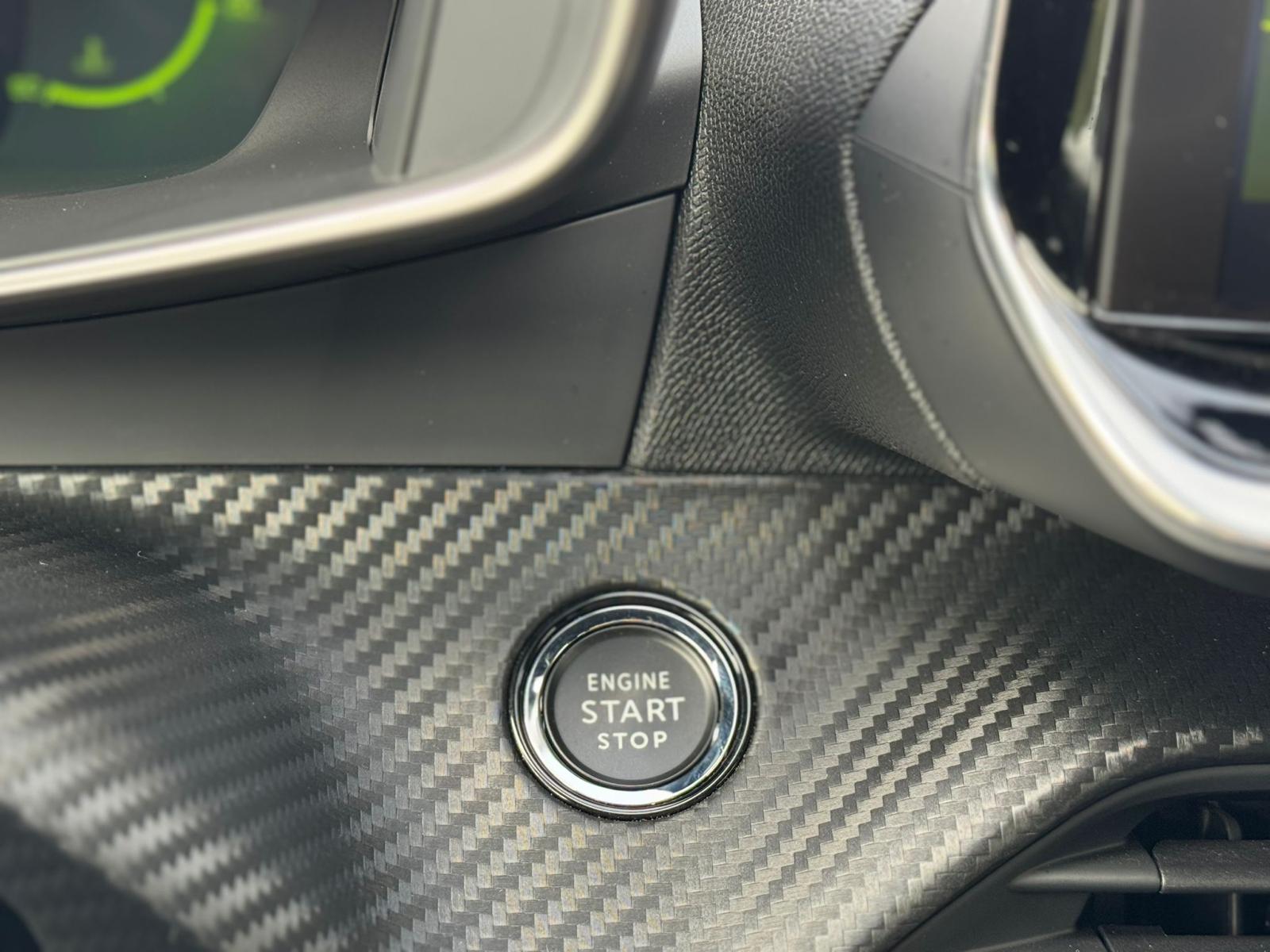 Peugeot 208 Gt Line EAT8