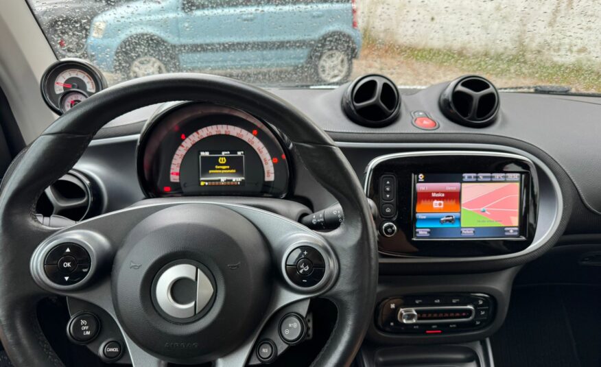 Smart ForTwo 0.9 Brabus